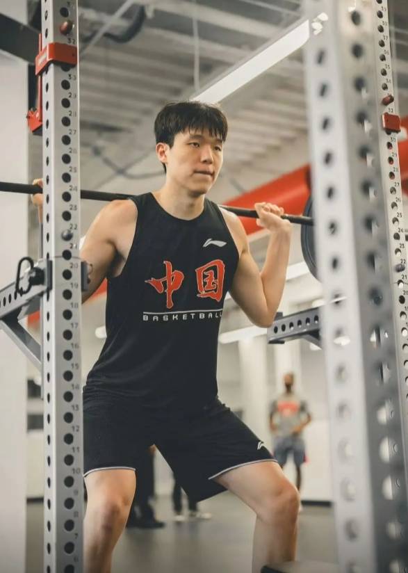 杨瀚森收视率超整个季后赛开拓者销售暴涨